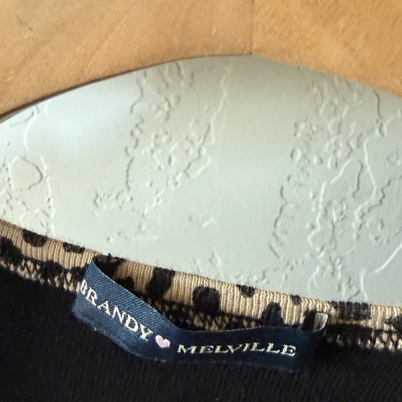 Brandy Melville|Zelly black cheetah top,ribbed button down•••Preppy & y2k style - Picture 9 of 14